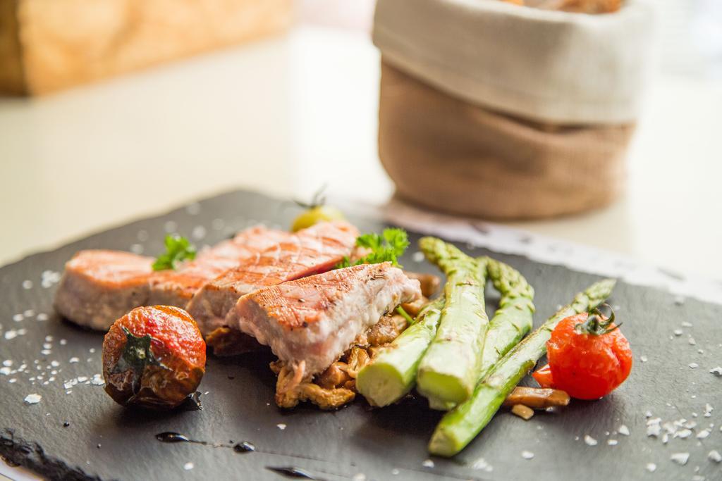 Eco Rooms&Breakfast Tirano Exterior foto